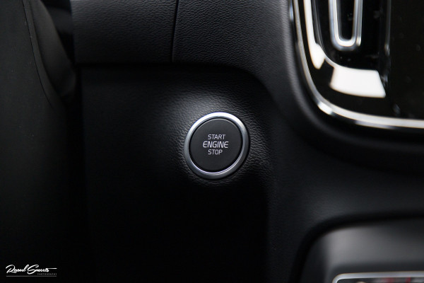 Volvo XC40 1.5 T5 Plug-in hybrid Plus Dark | Adaptieve cruise | Blis | Memory | Harman Kardon | Leder |