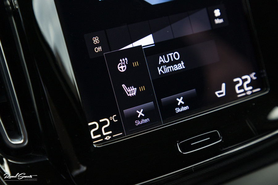 Volvo XC40 1.5 T5 Plug-in hybrid Plus Dark | Adaptieve cruise | Blis | Memory | Harman Kardon | Leder |