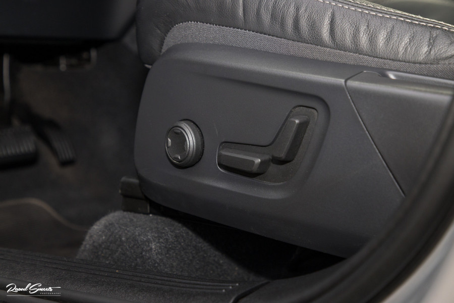 Volvo XC40 1.5 T5 Plug-in hybrid Plus Dark | Adaptieve cruise | Blis | Memory | Harman Kardon | Leder |