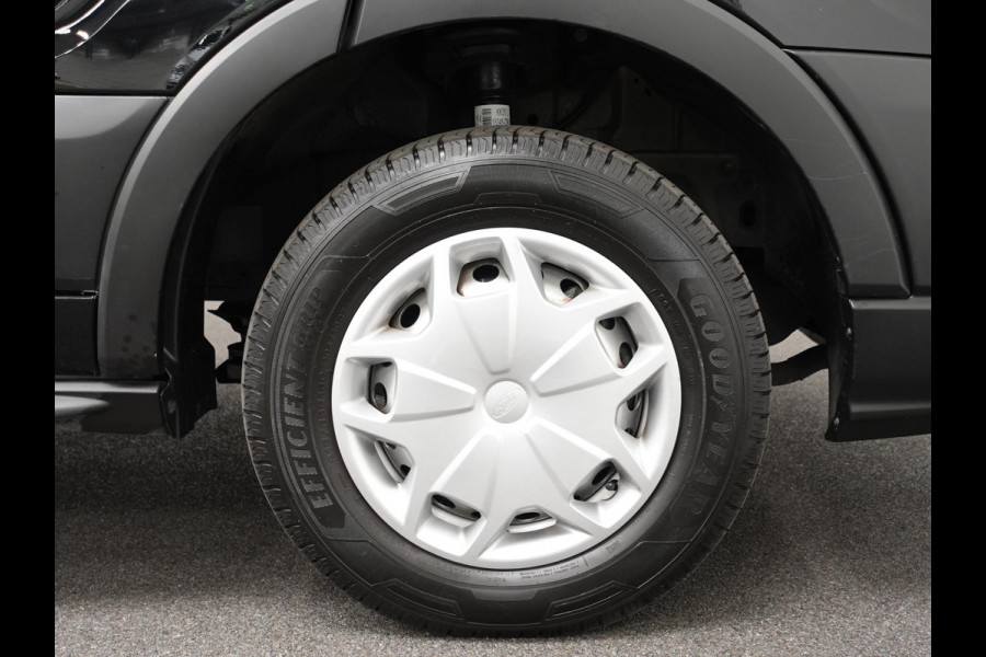 Ford Transit 130pk L2H2 Trekhaak Airco 360°Camera DAB+ Airco Trekhaak Cruise Control