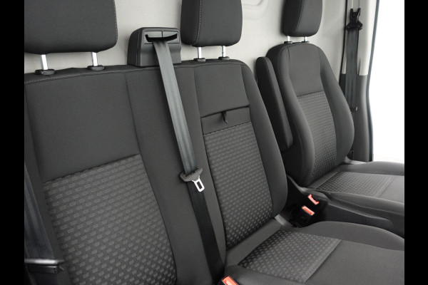 Ford Transit 130pk L2H2 Trekhaak Airco 360°Camera DAB+ Airco Trekhaak Cruise Control