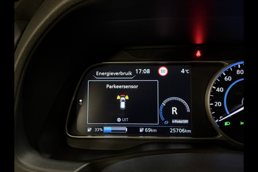 Nissan Leaf N-Connecta 40 kWh | Adaptive cruise | Carplay | 360 camera | Stoel/stuur/achterbankverwarming
