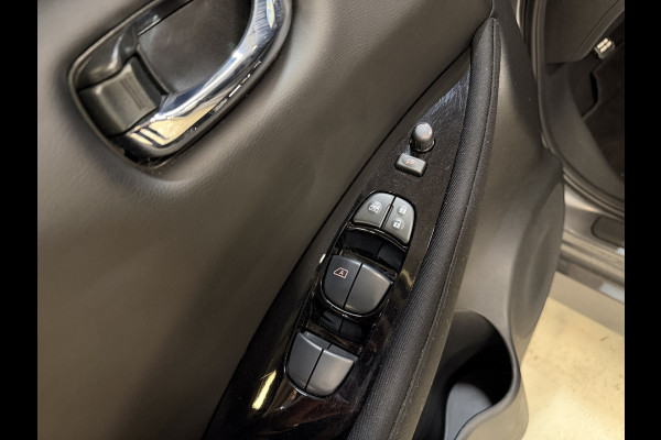 Nissan Leaf N-Connecta 40 kWh | Adaptive cruise | Carplay | 360 camera | Stoel/stuur/achterbankverwarming