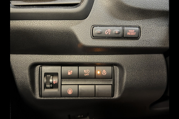 Nissan Leaf N-Connecta 40 kWh | Adaptive cruise | Carplay | 360 camera | Stoel/stuur/achterbankverwarming