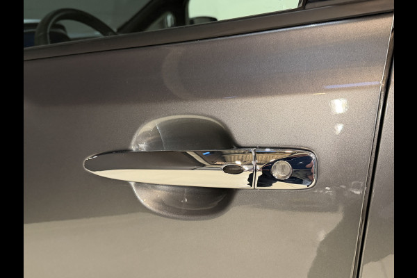 Nissan Leaf N-Connecta 40 kWh | Adaptive cruise | Carplay | 360 camera | Stoel/stuur/achterbankverwarming