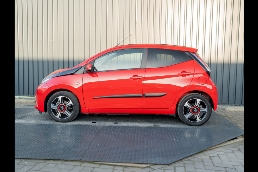 Toyota Aygo 1.0 VVT-i x-pose | Vouwdak | Camera | Navi | Prijs Rijklaar!!