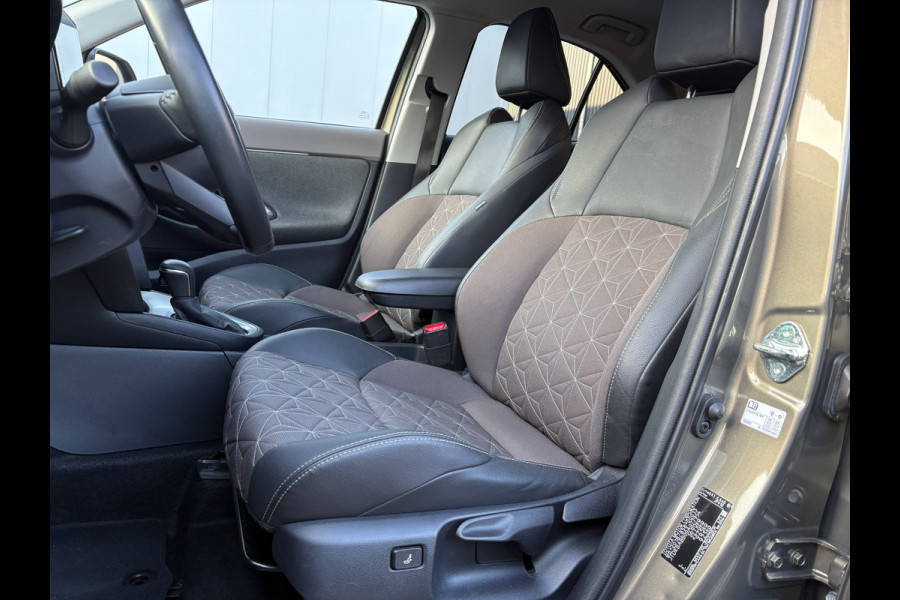 Toyota Yaris Cross 1.5 Hybrid Executive | JBL | Head Up | BSM | Navi | Stoelverw. | Prijs Rijklaar!!