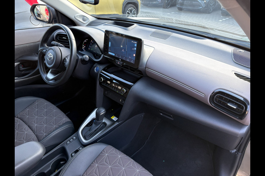 Toyota Yaris Cross 1.5 Hybrid Executive | JBL | Head Up | BSM | Navi | Stoelverw. | Prijs Rijklaar!!