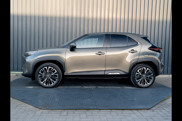 Toyota Yaris Cross 1.5 Hybrid Executive | JBL | Head Up | BSM | Navi | Stoelverw. | Prijs Rijklaar!!