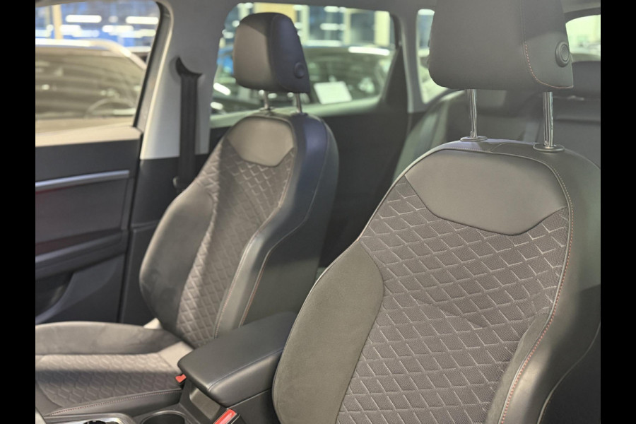 Seat Ateca 1.5 TSI DSG7 Aut. FR Business Intense Airco ECC Navi Carplay PDC VA + Camera Adaptive Cruise Control LED Matrix Stoel/Stuurverwarming Keyless Ambiente verlichting