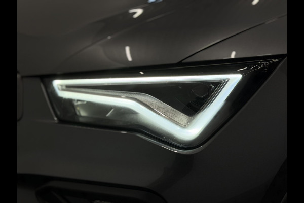 Seat Ateca 1.5 TSI DSG7 Aut. FR Business Intense Airco ECC Navi Carplay PDC VA + Camera Adaptive Cruise Control LED Matrix Stoel/Stuurverwarming Keyless Ambiente verlichting