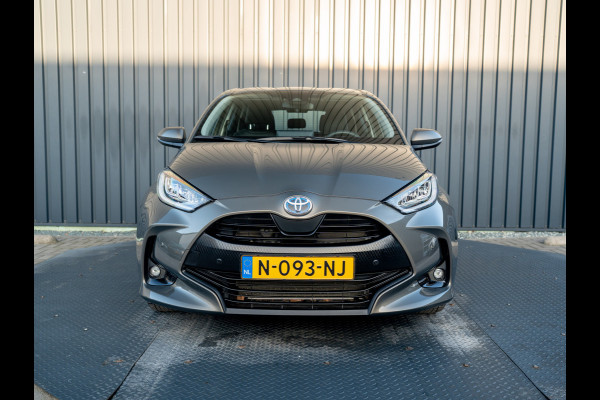 Toyota Yaris 1.5 Hybrid Business Plus | Navi | Keyless | Leder | Stoelverwarming | Prijs Rijklaar!!