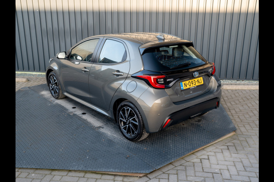 Toyota Yaris 1.5 Hybrid Business Plus | Navi | Keyless | Leder | Stoelverwarming | Prijs Rijklaar!!
