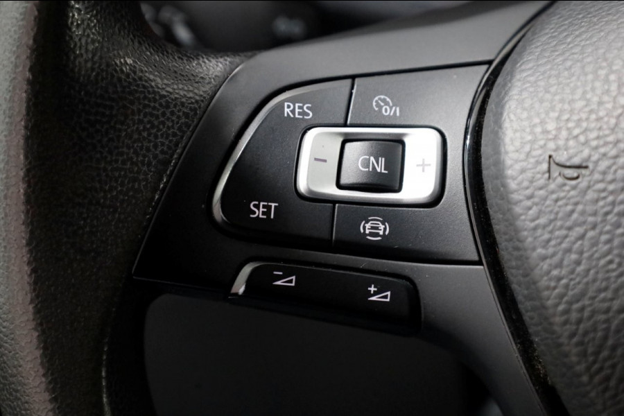 Volkswagen Crafter 50 2.0 TDI 177pk DSG-Automaat L2H1 Open Laadbak LED/Trekhaak 3500kg 04-2020