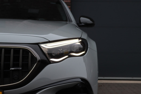 Mercedes-Benz E-Klasse AMG 53 4MATIC+ Edition 1 | Hyperscreen | Achterasbesturing | AMG-performance Stoelen | Carbon | Distronic+ | Multicontourstoelen | Stoelventilatie | Zonnerollo's | HUD | 3D-Display |