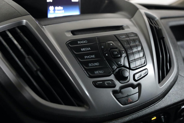 Ford Transit 330 2.0 TDCI L2/H2 AIRCO CRUISE CONTROL TREKHAAK PDC GRIJS LEASE V/A € 122,- p.m. INRUIL MOGELIJK