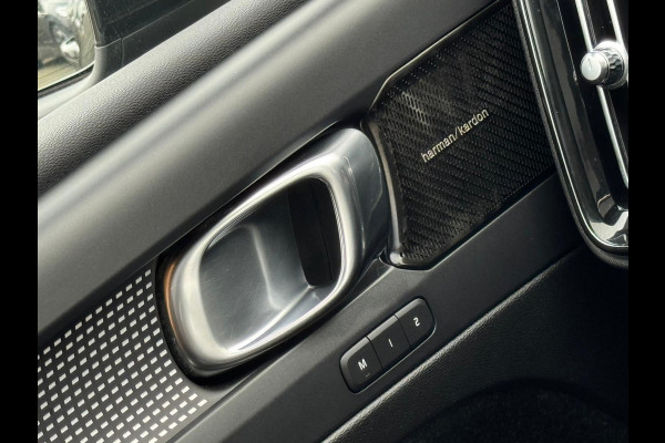 Volvo XC40 Recharge P8 AWD 408 pk R-Design, panoramadak, vele opties, afn. trekhaak, 1 e eigenaar, NL auto met nap