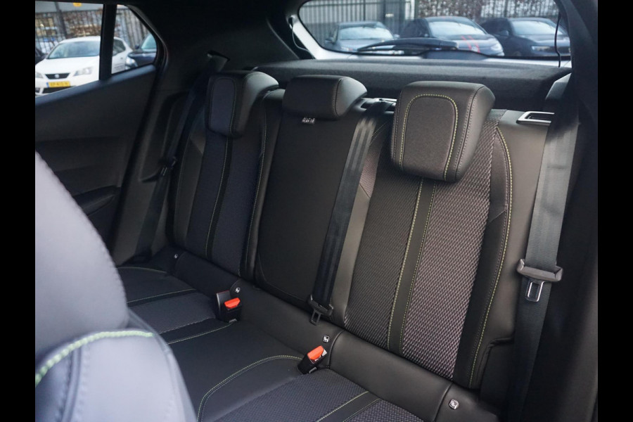 Peugeot 2008 1.2 Hybrid 145 GT