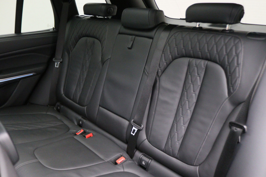 BMW X5 xDrive45e High Executive Panoramadak, Laser, 360° Camera, Head-Up, H&K, ACC, Luchtvering, 22"