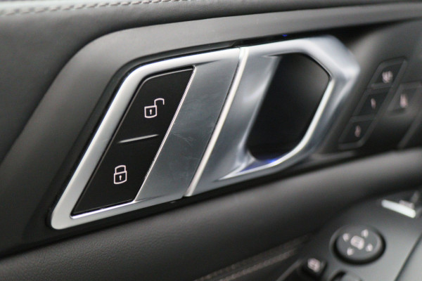 BMW X5 xDrive45e High Executive Panoramadak, Laser, 360° Camera, Head-Up, H&K, ACC, Luchtvering, 22"