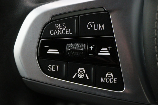 BMW X5 xDrive45e High Executive Panoramadak, Laser, 360° Camera, Head-Up, H&K, ACC, Luchtvering, 22"