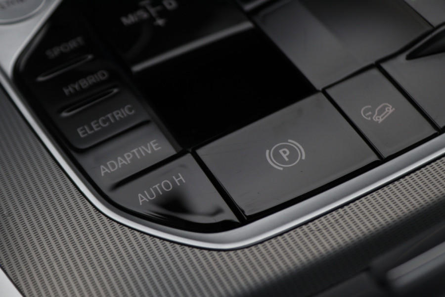 BMW X5 xDrive45e High Executive Panoramadak, Laser, 360° Camera, Head-Up, H&K, ACC, Luchtvering, 22"