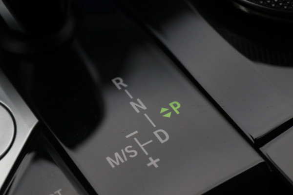 BMW X5 xDrive45e High Executive Panoramadak, Laser, 360° Camera, Head-Up, H&K, ACC, Luchtvering, 22"