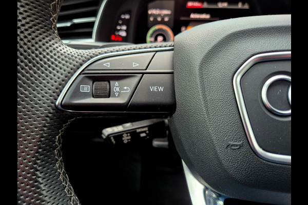 Audi Q7 60 TFSI e quattro Competition . Head-up . Sportstoelen. Panodak
