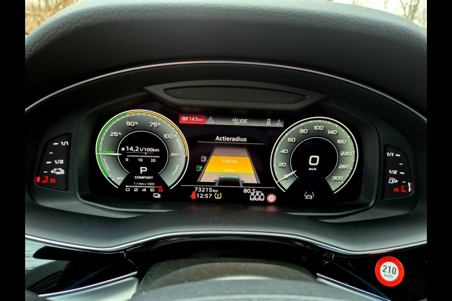 Audi Q7 60 TFSI e quattro Competition . Head-up . Sportstoelen. Panodak