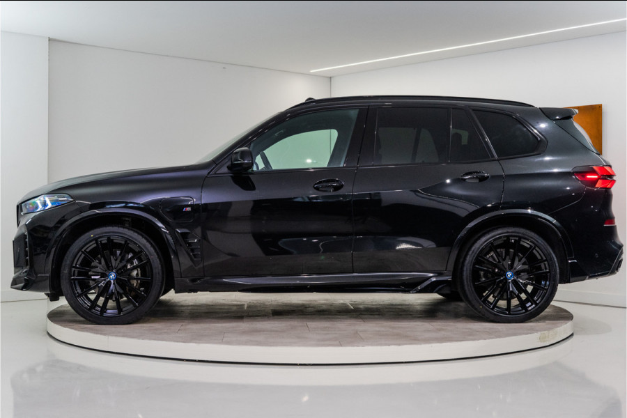 BMW X5 xDrive50e M-Sport 489PK | Bodykit | SkyLounge | Harman/Kardon | Individual | Drive Pro | VOL! 12 MND Garantie