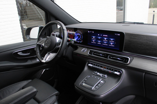 Mercedes-Benz Eqv 300 L2 / AMG / New Model / Luchtvering / 7-Persoons / Burmester / Vol Opties / NIEUWSTAAT