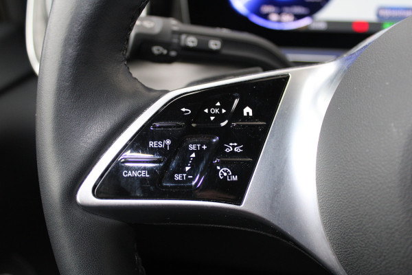 Mercedes-Benz Eqv 300 L2 / AMG / New Model / Luchtvering / 7-Persoons / Burmester / Vol Opties / NIEUWSTAAT