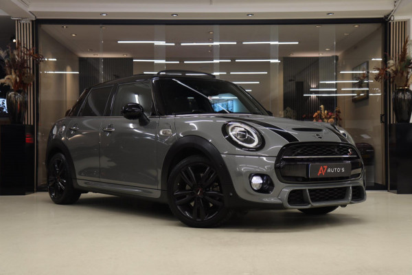 MINI Mini 2.0 Cooper S JCW uitgevoerd/NAP/PANO/HUD/H-K/CARPLAY/STOELVER/VOL