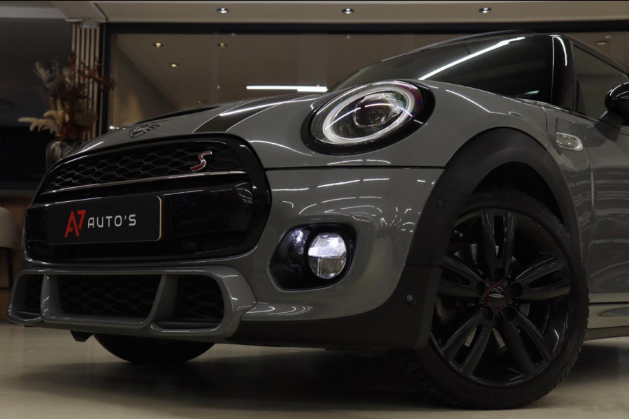 MINI Mini 2.0 Cooper S JCW uitgevoerd/NAP/PANO/HUD/H-K/CARPLAY/STOELVER/VOL