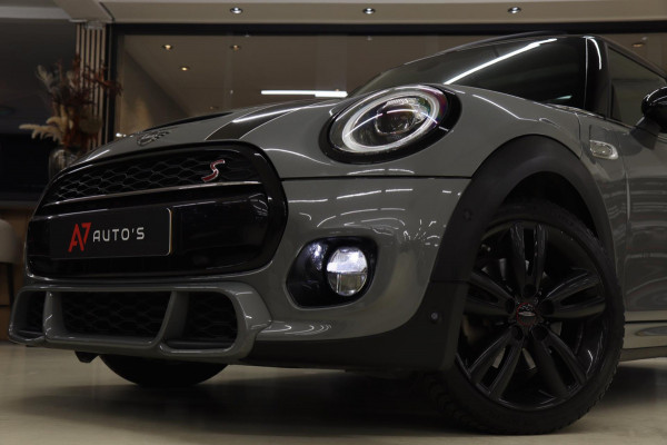 MINI Mini 2.0 Cooper S JCW uitgevoerd/NAP/PANO/HUD/H-K/CARPLAY/STOELVER/VOL