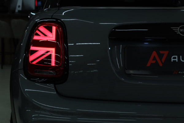 MINI Mini 2.0 Cooper S JCW uitgevoerd/NAP/PANO/HUD/H-K/CARPLAY/STOELVER/VOL