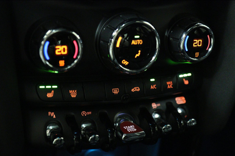 MINI Mini 2.0 Cooper S JCW uitgevoerd/NAP/PANO/HUD/H-K/CARPLAY/STOELVER/VOL