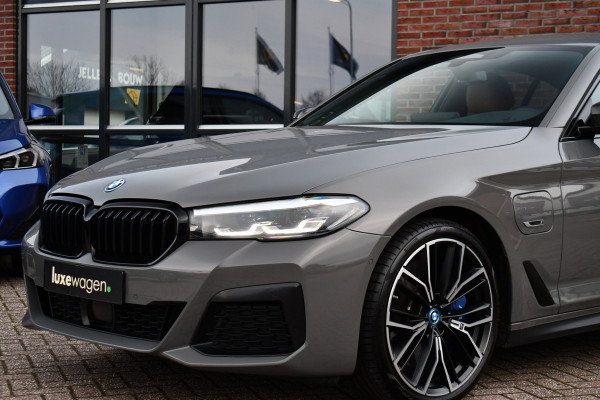 BMW 5 Serie 545e xDrive M-Sport Berninagrau ACC HiFi 20inch Shadow
