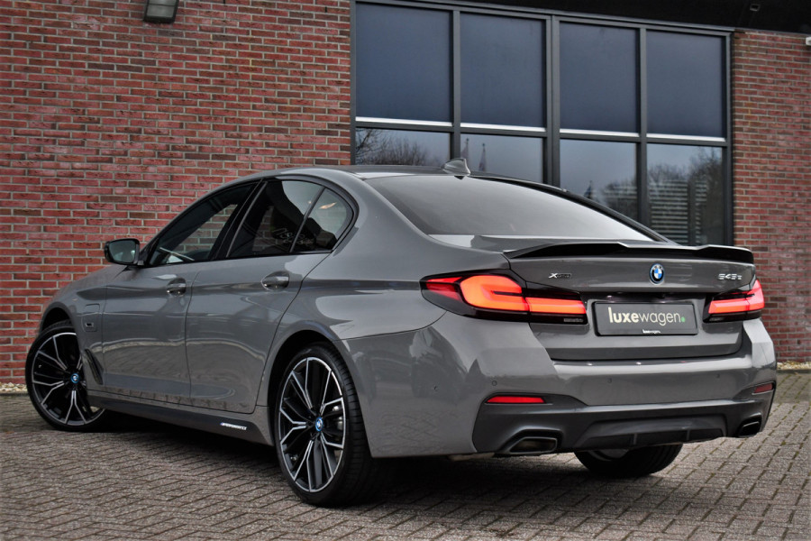 BMW 5 Serie 545e xDrive M-Sport Berninagrau ACC HiFi 20inch Shadow