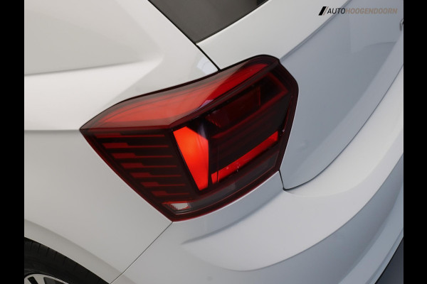 Volkswagen Polo 1.0 TSI Comfortline Sport (LED,APPLE CARPLAY,ADAPTIVE CRUISE,LM-VELGEN,NIEUWE APK,SPORSTOELEN,AIRCO,TOPCONDITIE)