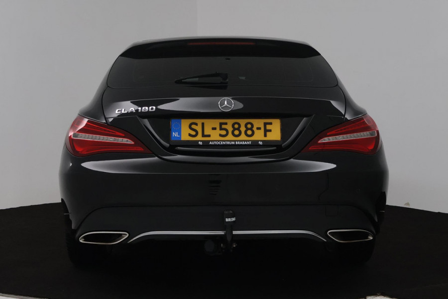 Mercedes-Benz CLA-Klasse Shooting Brake 180 Business Solution (TREKHAAK, STOELVERWARMING, ACHTERUITRIJCAMERA, PARKEERSENSOREN)