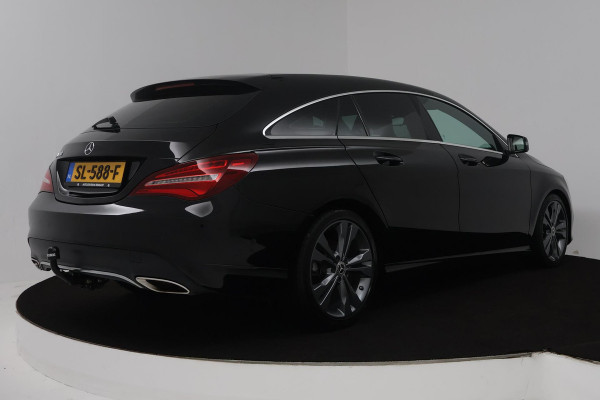 Mercedes-Benz CLA-Klasse Shooting Brake 180 Business Solution (TREKHAAK, STOELVERWARMING, ACHTERUITRIJCAMERA, PARKEERSENSOREN)
