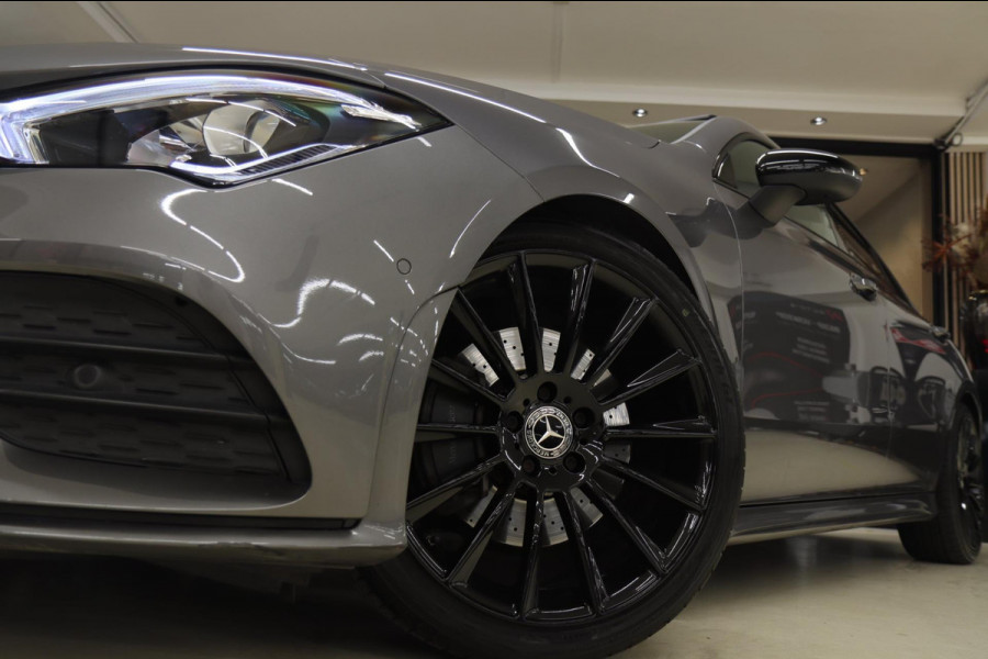 Mercedes-Benz CLA-Klasse 200 Business Solution AMG NAP/PANO/CAM/KEYLESS/LANEASSIST/VOL