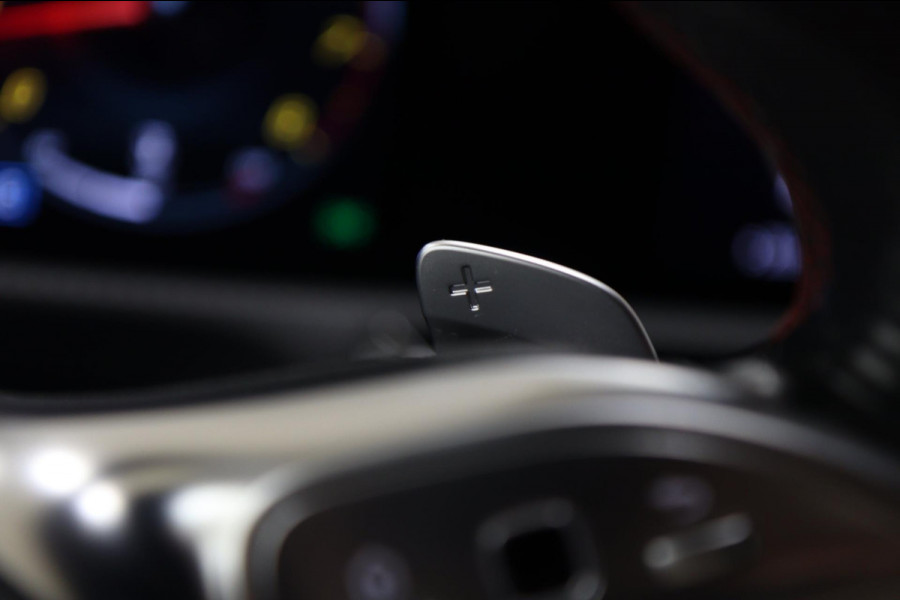 Mercedes-Benz CLA-Klasse 200 Business Solution AMG NAP/PANO/CAM/KEYLESS/LANEASSIST/VOL