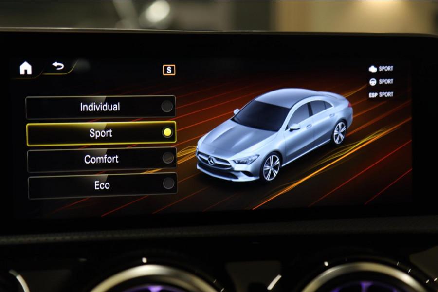 Mercedes-Benz CLA-Klasse 200 Business Solution AMG NAP/PANO/CAM/KEYLESS/LANEASSIST/VOL