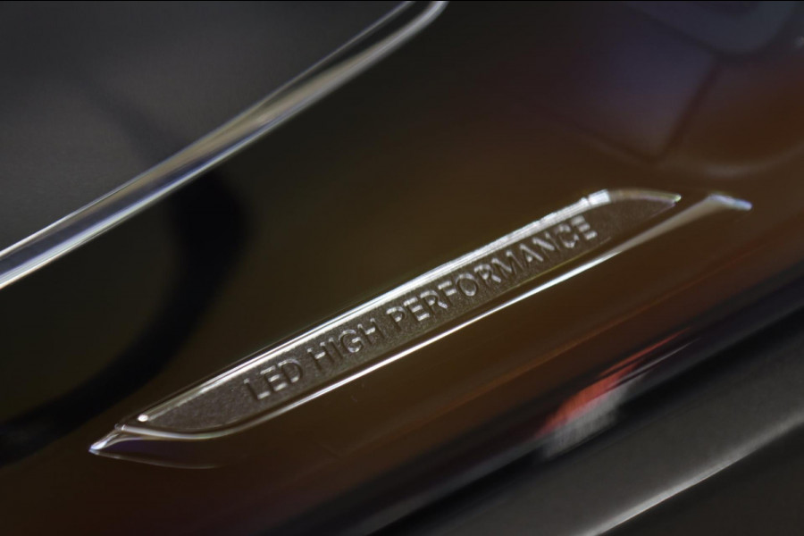 Mercedes-Benz CLA-Klasse 200 Business Solution AMG NAP/PANO/CAM/KEYLESS/LANEASSIST/VOL