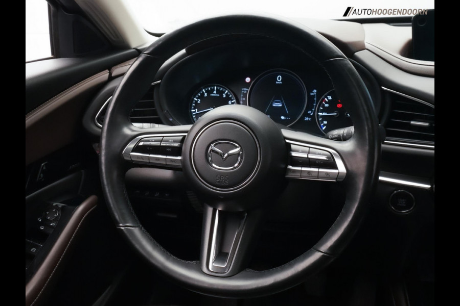 Mazda CX-30 2.0 e-SkyActiv-X M Hybrid Luxury (SCHUIFDAK,KEYLESS,360 CAMERA,ADAPTIVE CRUISE,TREKHAAK,DODEHOEK,BOSE,HEAD UP DISPLAY)