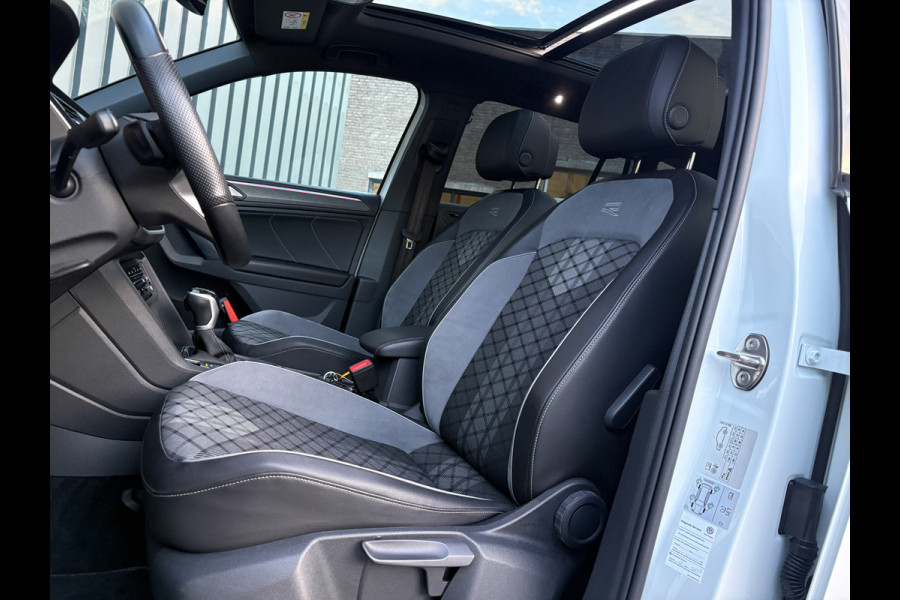 Volkswagen Tiguan 1.4 TSI eHybrid R-Line Business+ | 360 Camera | Panodak | 20'' | Keyless | Prijs Rijklaar!!