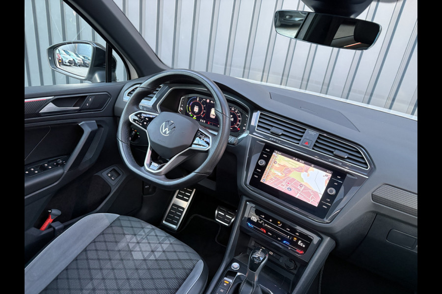 Volkswagen Tiguan 1.4 TSI eHybrid R-Line Business+ | 360 Camera | Panodak | 20'' | Keyless | Prijs Rijklaar!!