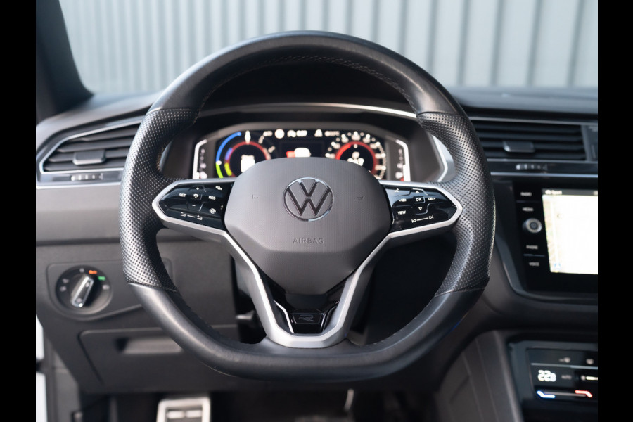 Volkswagen Tiguan 1.4 TSI eHybrid R-Line Business+ | 360 Camera | Panodak | 20'' | Keyless | Prijs Rijklaar!!